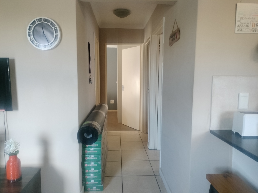 To Let 3 Bedroom Property for Rent in Hagley Western Cape